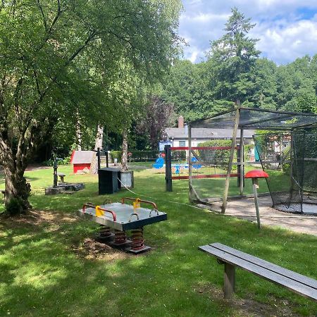 Ruim Privacyvol Chalet Met Overdekt Terras エルメロ エクステリア 写真